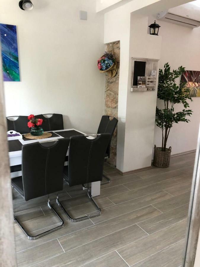 Studio Apartman Braco Рисика Экстерьер фото