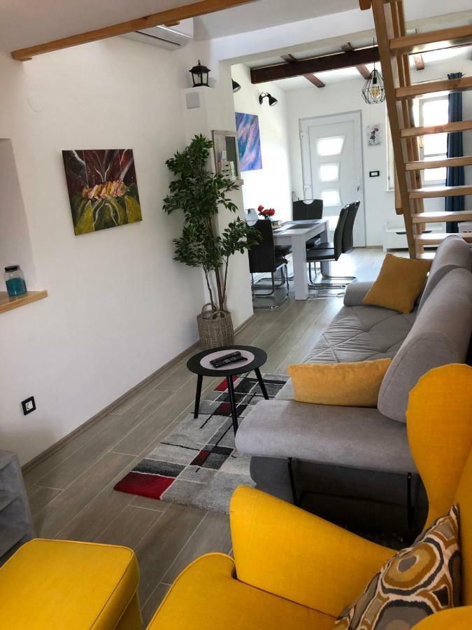 Studio Apartman Braco Рисика Экстерьер фото